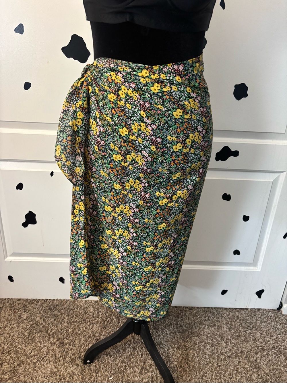 SHEIN Green Floral Asymmetrical Tie-Waist Midi Skirt